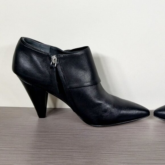 Page Catrine Bow Pointed Toe Booties, Black Leather, Womens Size 8 M - Picture 7 of 13